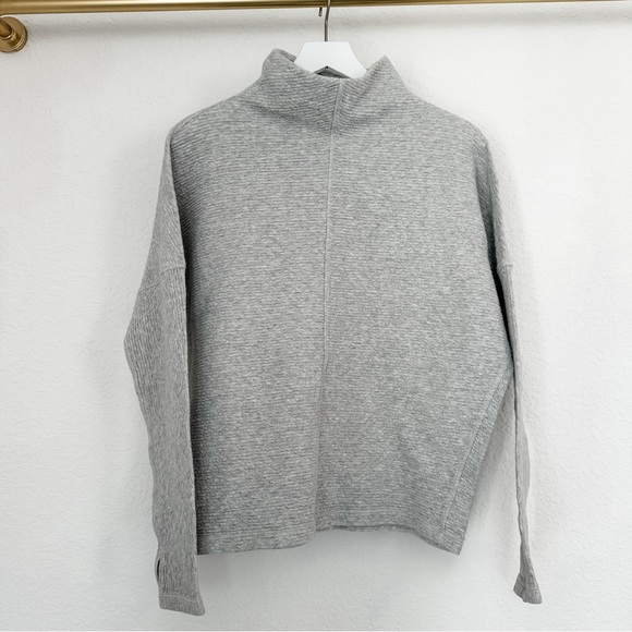 lululemon athletica Sweaters - lululemon athletica Heather Gray Turtleneck Pullover